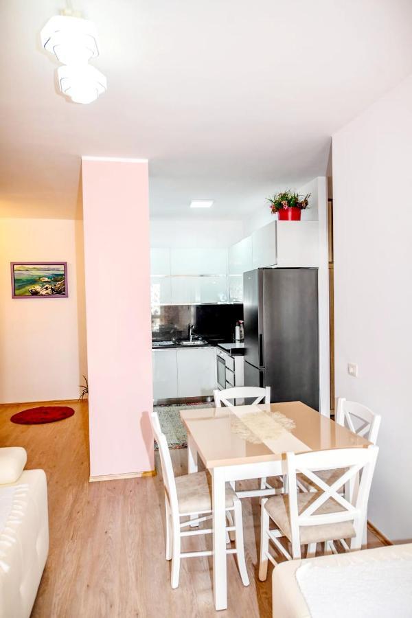 Happy Stories' Apartment In City Centre Shkodër Exteriér fotografie