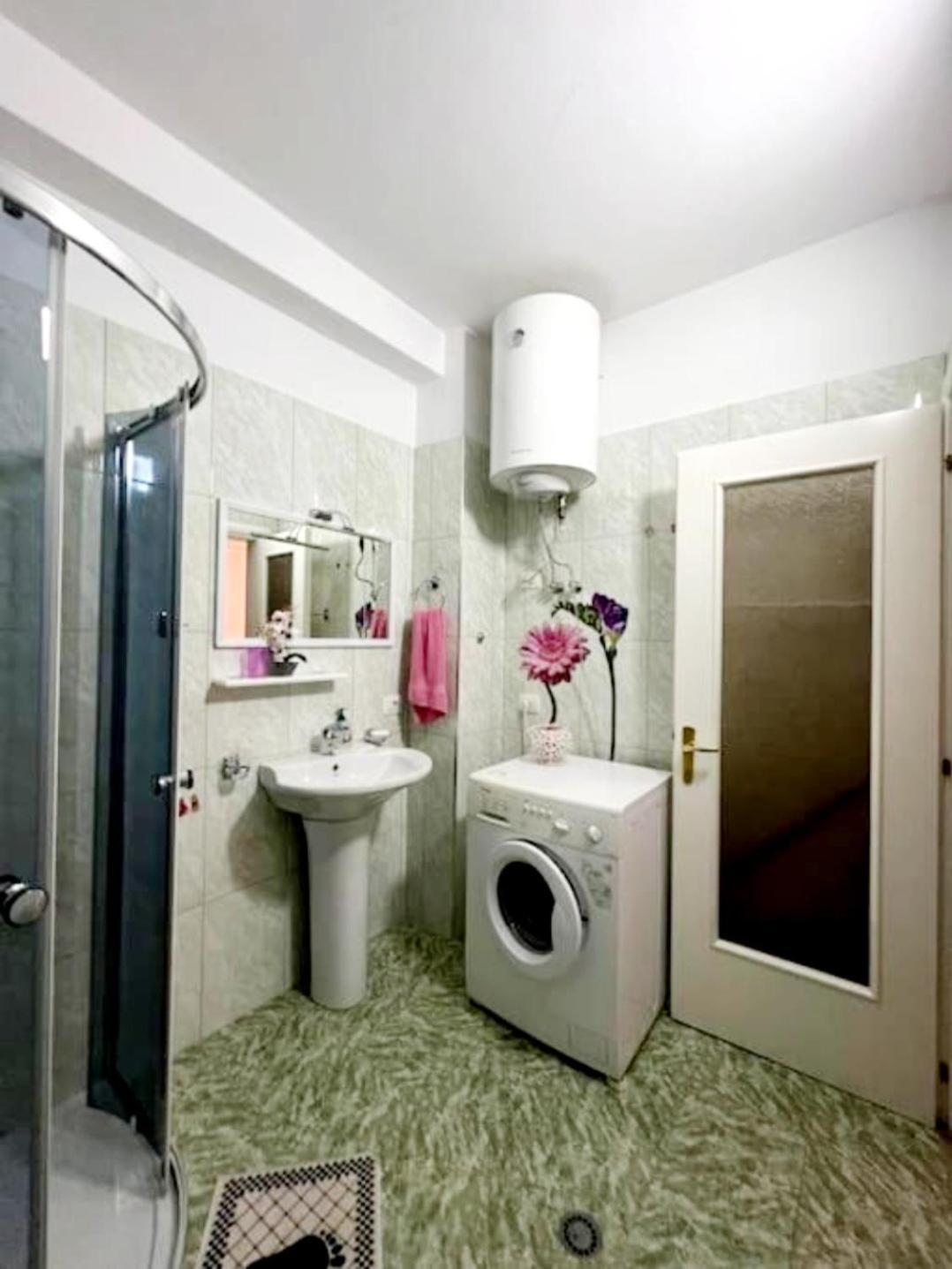 Happy Stories' Apartment In City Centre Shkodër Exteriér fotografie